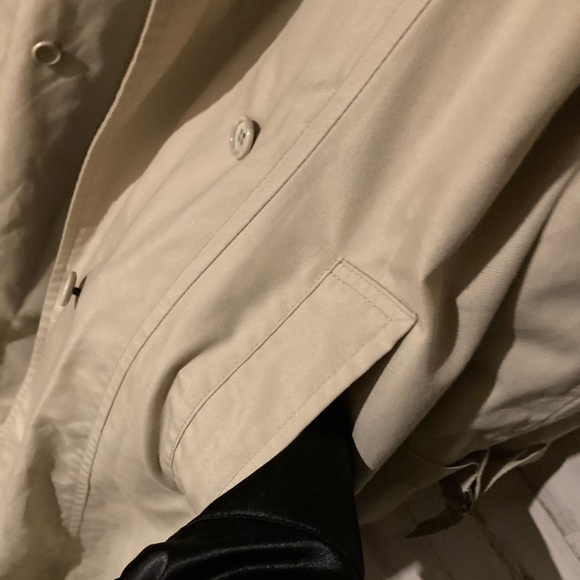 London fog trench coat - Picture 7 of 8